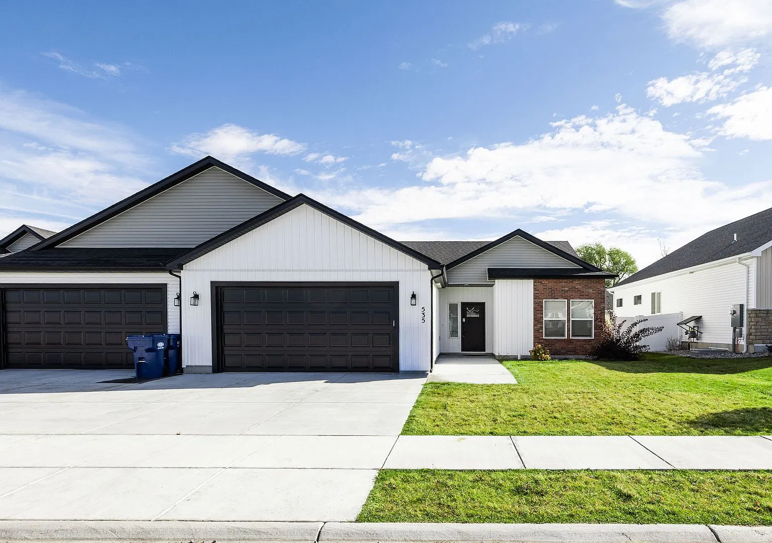 Darling Twin Home Located In Sugar City, Idaho 3 Bed 2 Full Baths With Fully Fenced Yard And Xl 2... — Photo 1