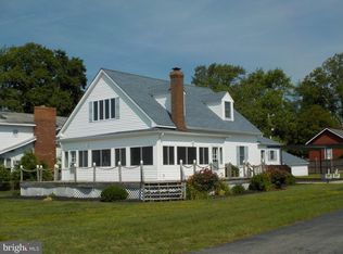 38358 Point Breeze Rd, Coltons Pt, MD 20626