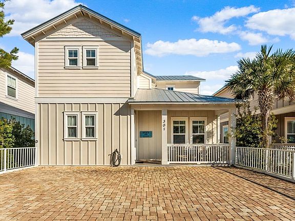 2nd image of 301 Gulfview Cir