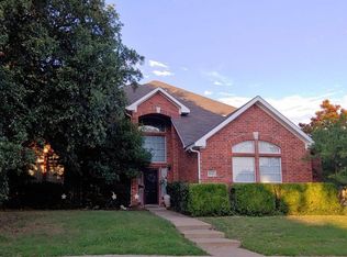 4948 Regal Oak Rd, Grand Prairie, TX 75052