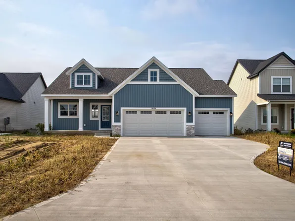 10124 Strawberry Ln, Zeeland, MI 49464