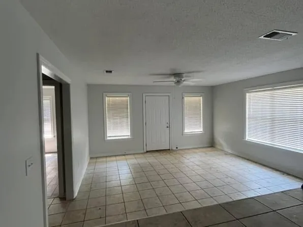 9 Bramblett Dr #A, Hattiesburg, MS 39402