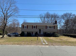 9 Lincolnshire Dr, Canton, MA 02021