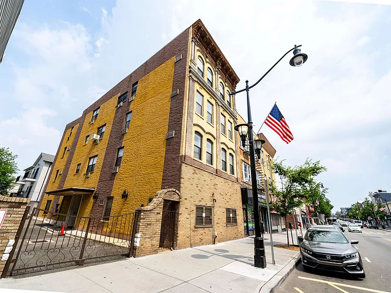 415 Central Ave #4F — Photo 12