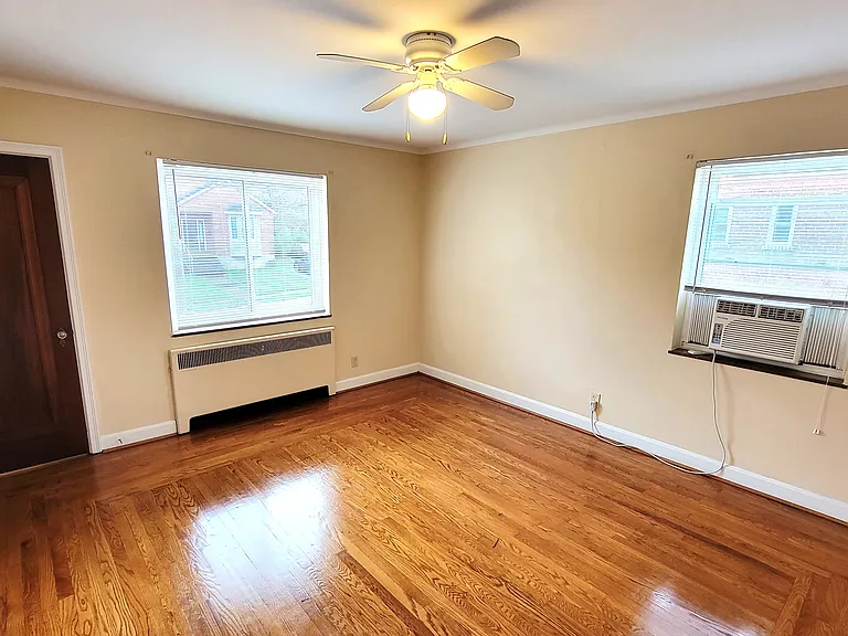 16 Merzen Ct — Photo 4