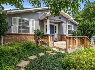 138 Woodbridge Dr, Charleston, WV