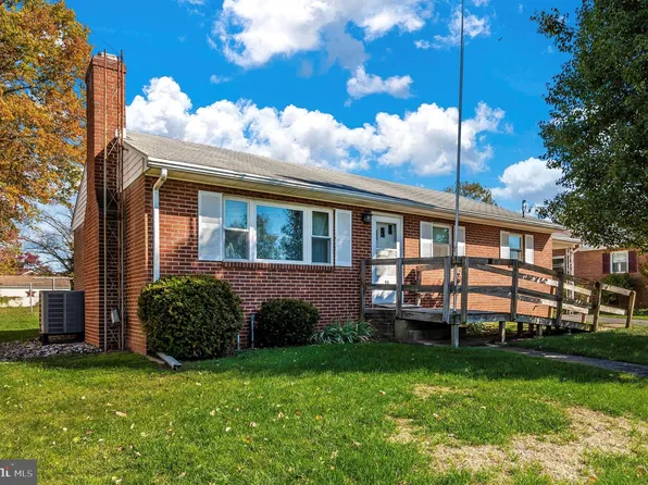 53 Sherwood Dr, Walkersville, MD 21793