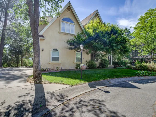 5146 Surrey Dr, Redding, CA 96002