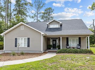 218 Carefree Ln, Morehead City, NC 28557