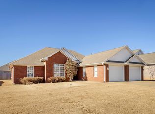 241 Camelot Way, Florence, AL 35633