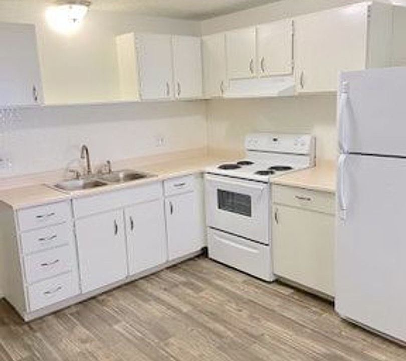 1st image of 3629 S 900 E APT 10
