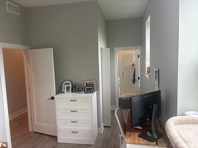 1456 W Addison St #3 — Photo 13