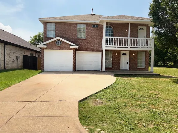 605 SW 16th St, Grand Prairie, TX 75051