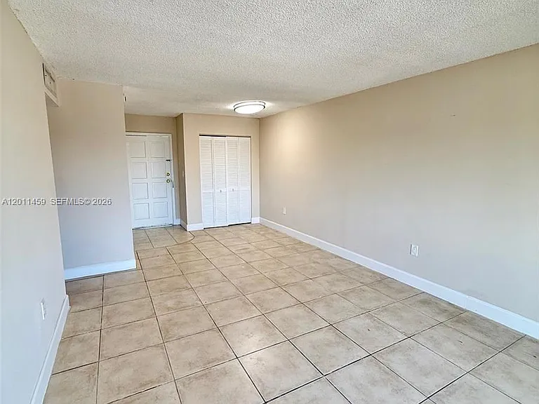 1755 W 60th St #D312 — Photo 5