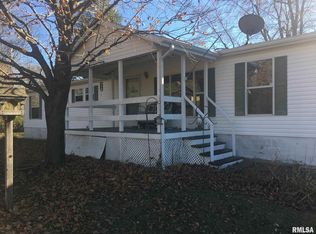 383 Marnico Rd, Jacksonville, IL 62650