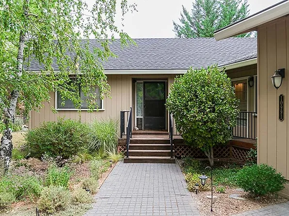 10991 Ringtail Rd, Penn Valley, CA 95946