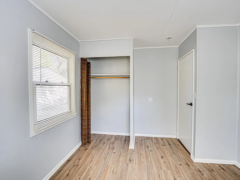 1823 Overdene Ave — Photo 9