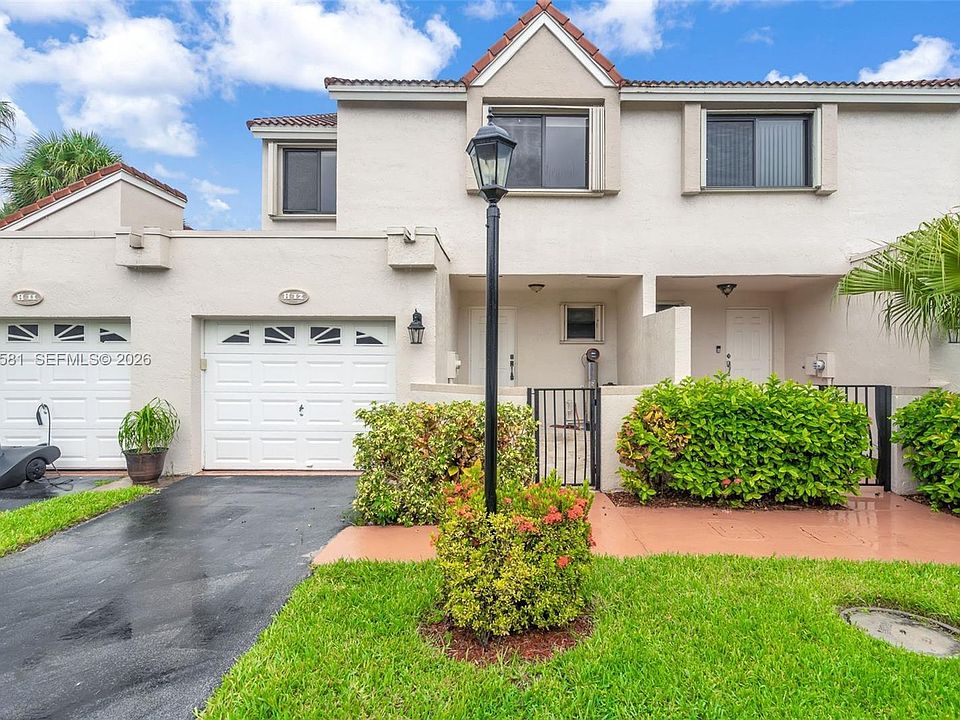 1st image of 21160 Mainsail Cir APT H12