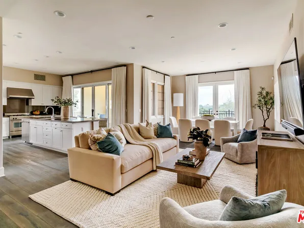 23500 Park Sorrento Unit C42, Calabasas, CA 91302