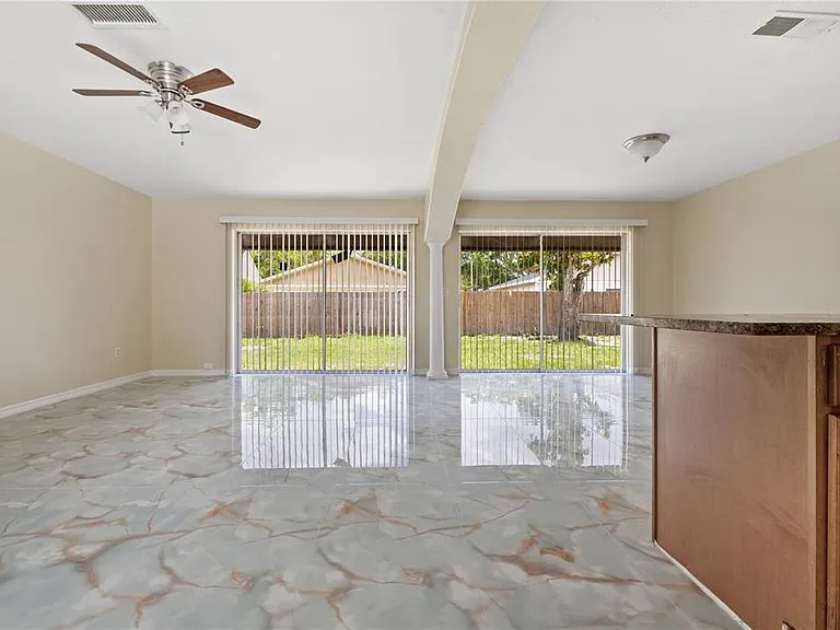 8517 Renald Blvd — Photo 8