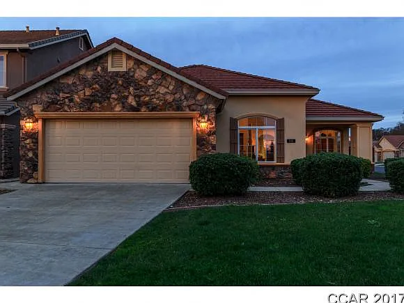 106 Happy Jack Ct photo 1