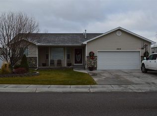 5859 Eve St, Chubbuck, ID 83202