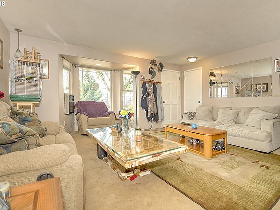 4th image of 5715 NE 39th Ct