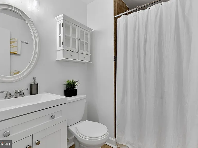 3061 Hawthorne Dr NE #3061 — Photo 6