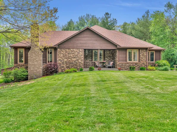 12083 N Bingham Rd, Mooresville, IN 46158