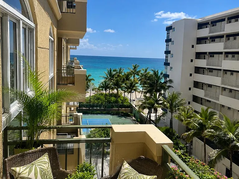 2080 S Ocean Dr #505 — Photo 2