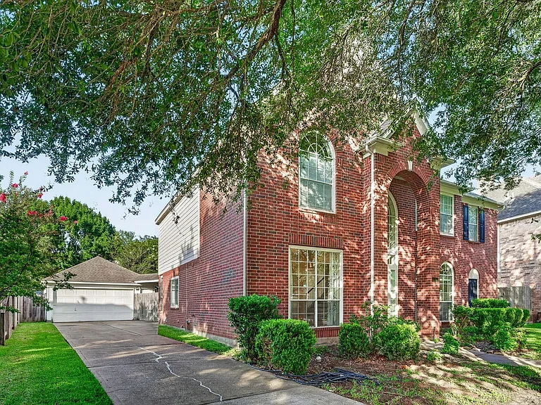 1727 Emma Cove Ct — Photo 3