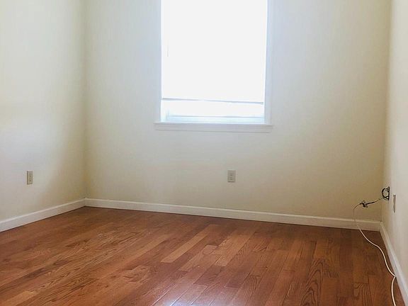 4th image of 1013 Green St #3R