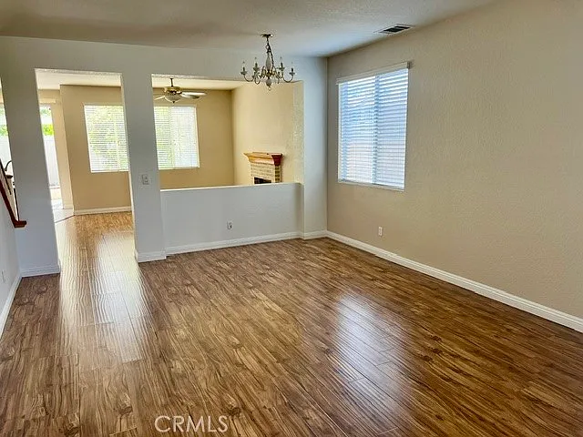 5 bed, 2287 sqft, $5,500 — Photo 3