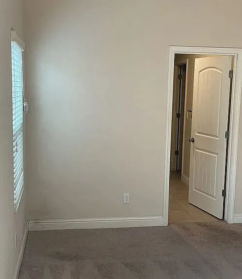 2316 N Divisadero St — Photo 15