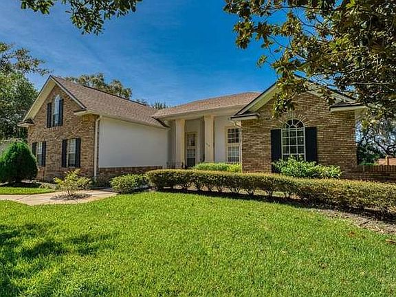 2nd image of 3619 Winding Lake Cir