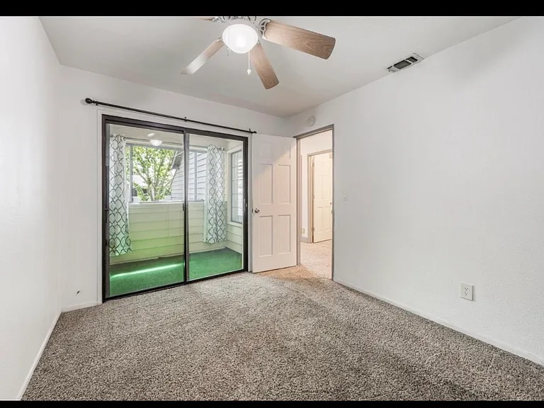 4309 Country View Ln — Photo 6
