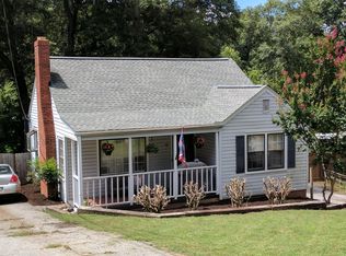 17 Brookway Dr, Greenville, SC 29605