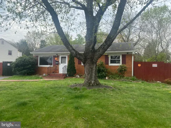 9709 Fairmont Ave, Manassas, VA 20109