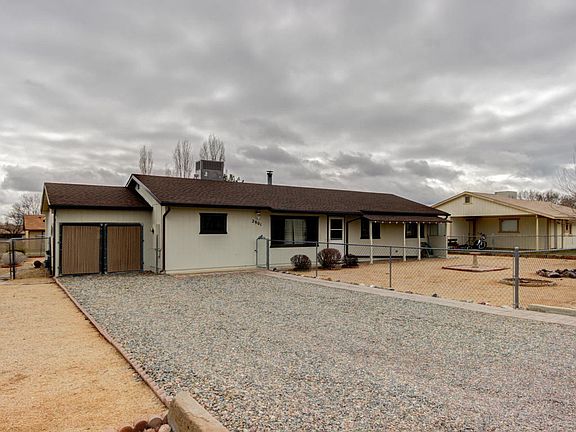3rd image of 2901 N Indian Wells Dr