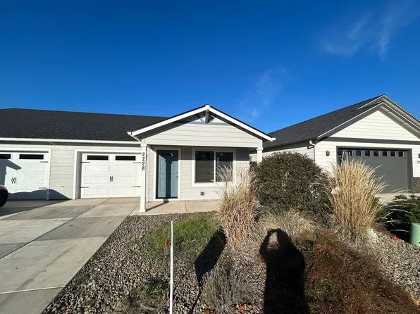 6915-1t - 2228 & 2230 Lozier Ct, 2228 & 2230 Lozier Ct #2228, Medford, OR 97501
