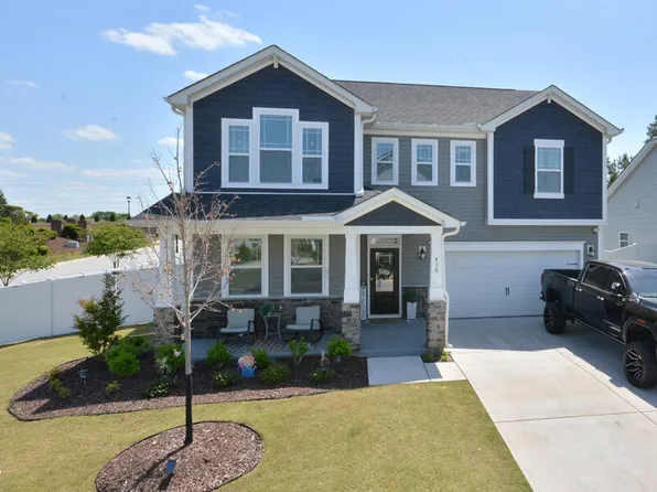 490 Mallard Loop Dr, Clayton, NC 27527