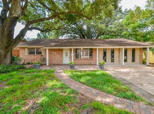 8715 Shadow Crest St, Houston, TX 77074