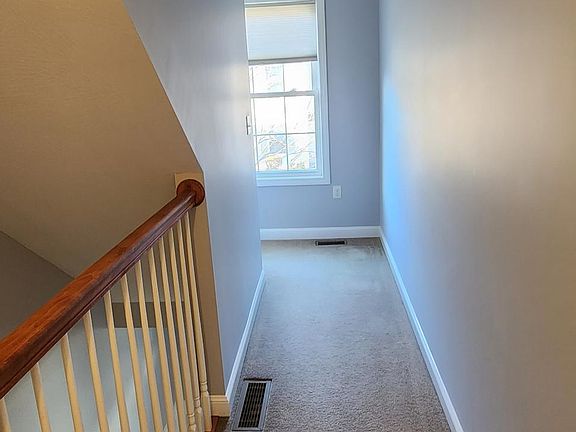 5th image of 44 McKenna Dr #82