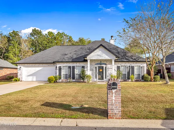 15336 Lakeview Ct, Gulfport, MS 39503