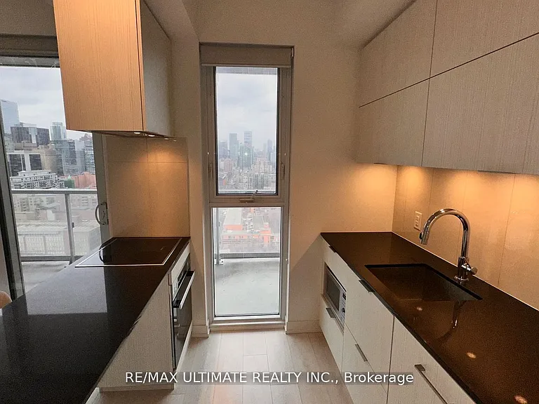 15 Lower Jarvis St #1911 — Photo 10