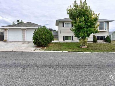 8205 Eagle Dr, Helena, MT, 59602