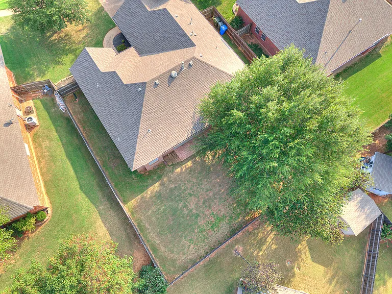 2913 Daybreak Dr — Photo 66