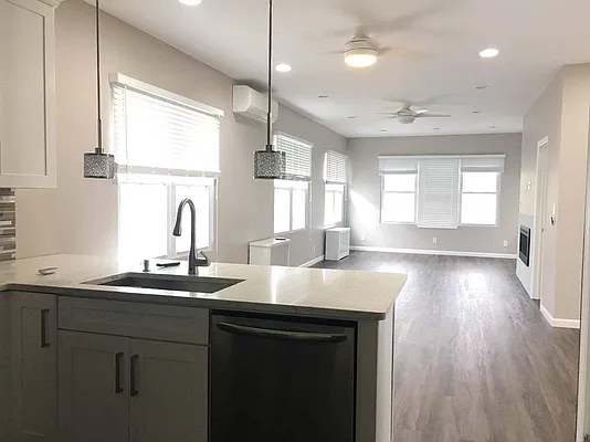 Rented by Capri Jet Realty Corp | media 48