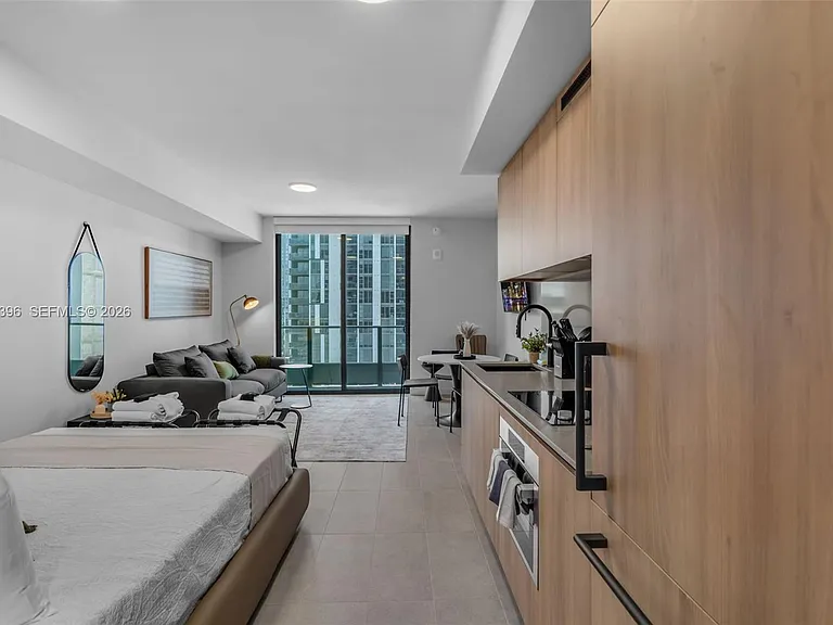 121 NE 5th St #2107 — Photo 10