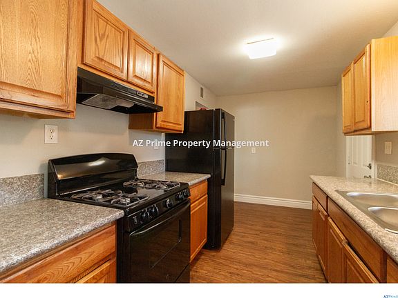 5th image of 818 N 39th Ave #C
